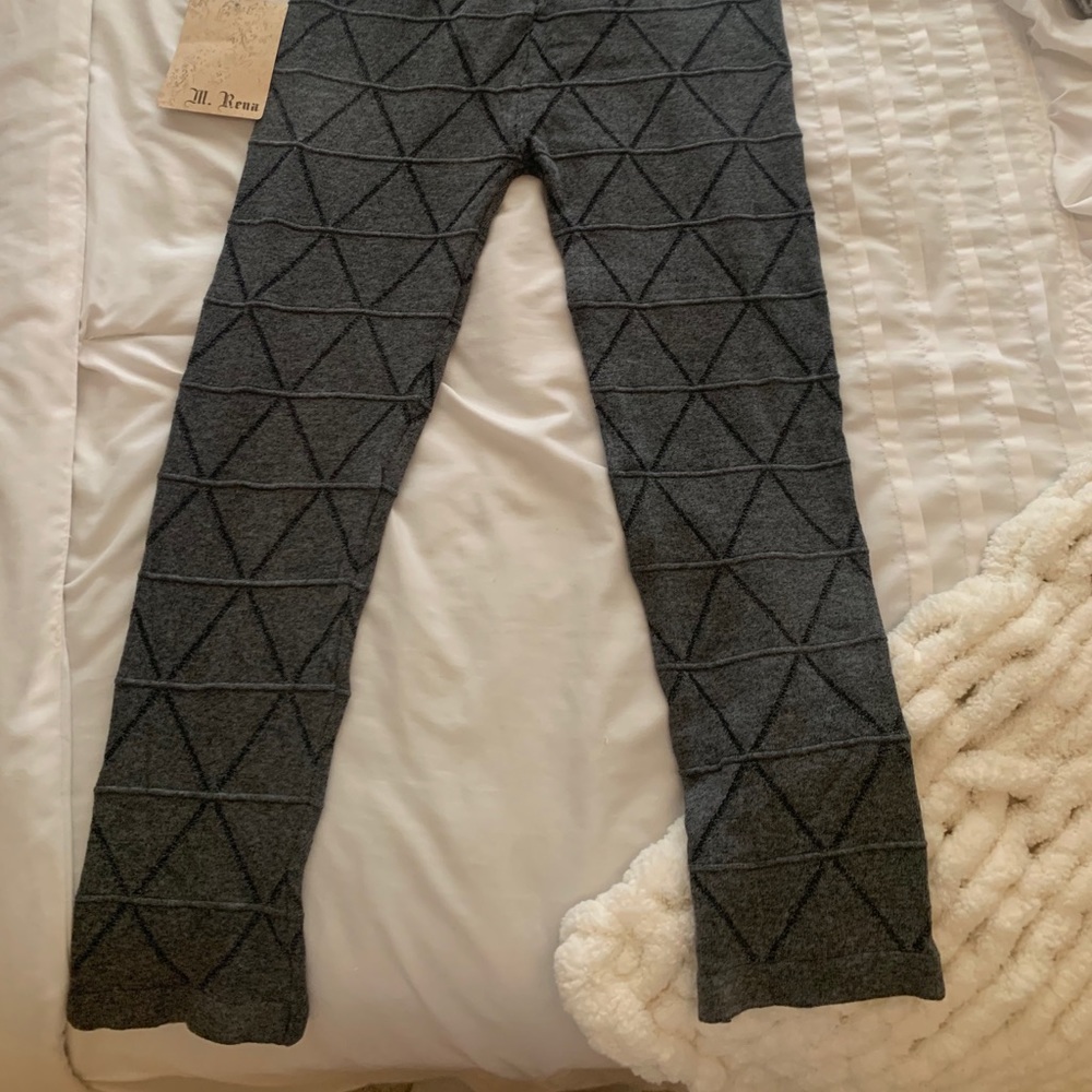 Joggers - Picture 2 of 4
